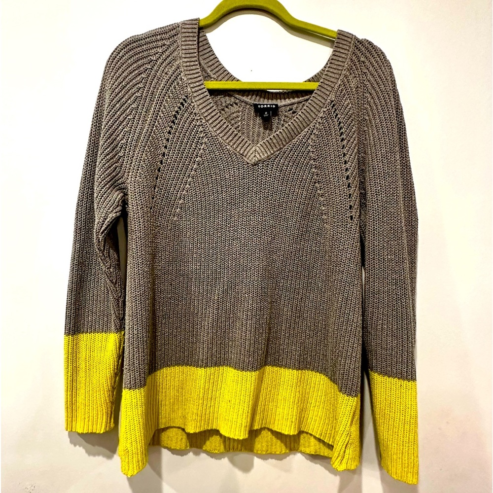 Torrid lightweight V-Neck Sweater.  Size 10-12
